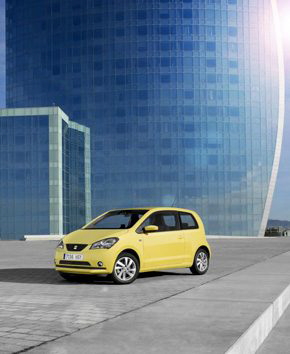 SEAT Mii in city SEAT Mii in city