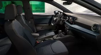 New SEAT Arona SE interior
